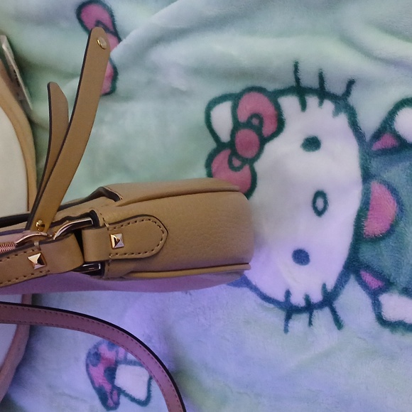 Authentic Michael Kors Dover Small Leather Crossbody Bag - Picture 5 of 9